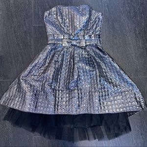 Betsey Johnson Goldie Dress in Silver Sz 4